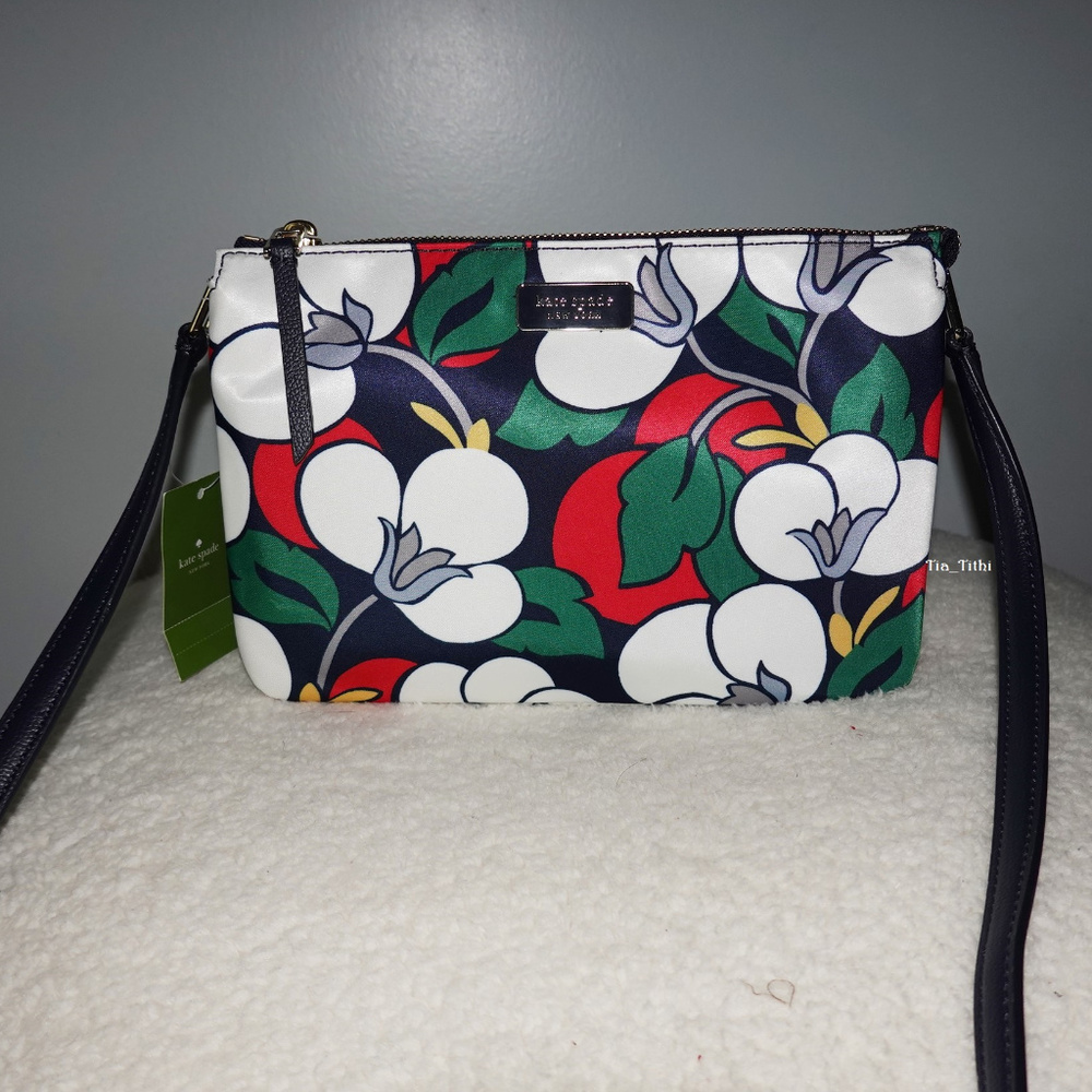 Kate Spade Crossbody/Shoulder Bag 🎉Host Pick🎉